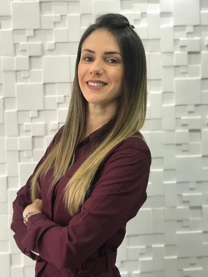 Dra. Renata Barna Ferrari